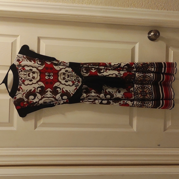 Wrap/V-Neck Sleeveless Tie-Back Lightweight Summer Dress - Picture 8 of 9